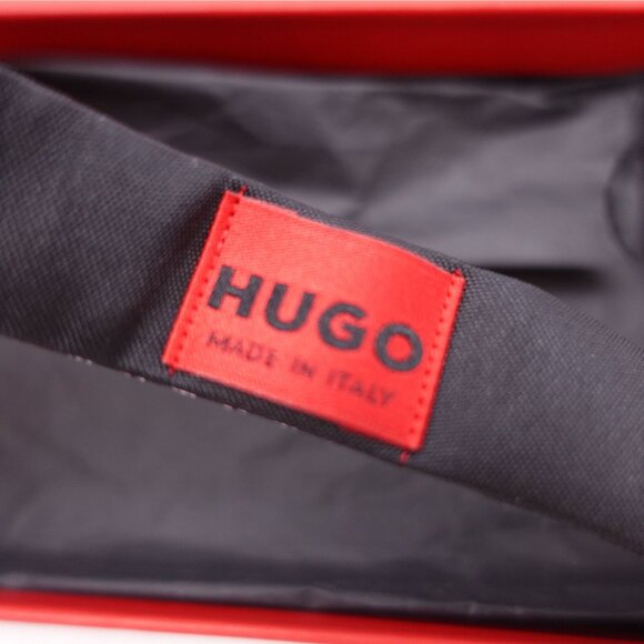 NEW HUGO by Hugo Boss Men's Silk Printed Pre-Tied Bow Tie Dressy OS Black - Picture 5 of 9